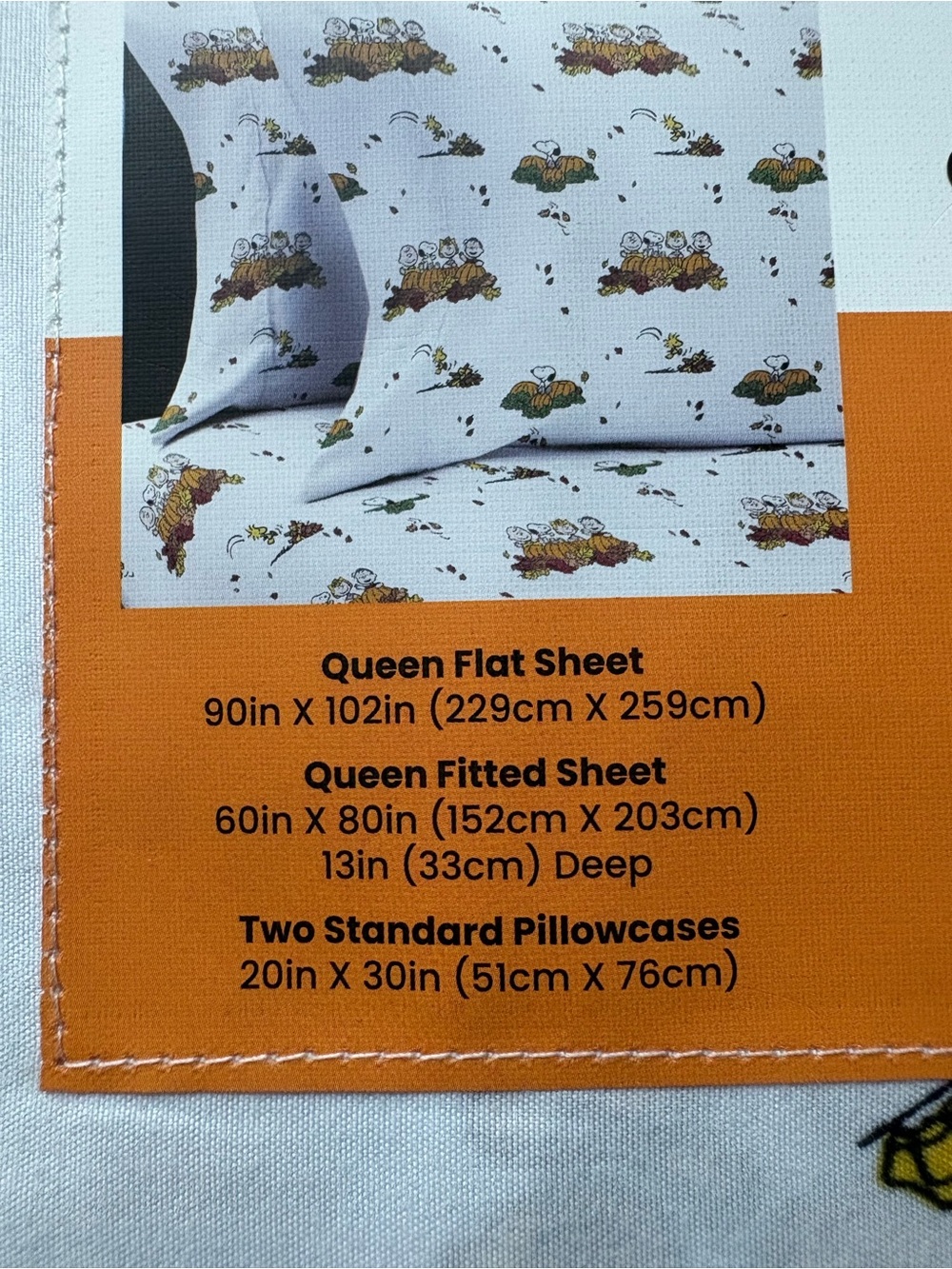 Peanuts Snoopy Fall Themed 4PC Queen Sheet Set-Pumpkin Leaves - Picture 5 of 5